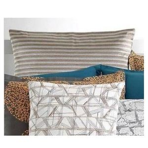 Bar lll Graffiti Dot Collection Quilted Euro sham